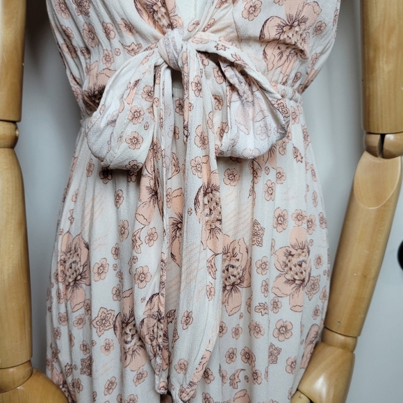 Olivaceous Pink Cottagecore Whimsical High-Low Flutter Sleeve Floral Dress Small - Picture 3 of 12